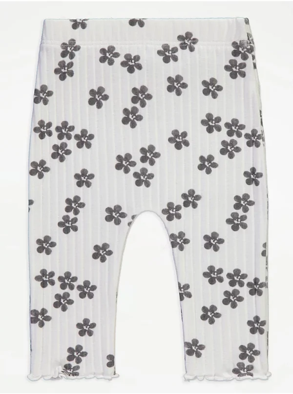 Bluze me Lule dhe pantollona me Vija