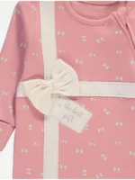 Tuta Gjumi për Foshnje – Me Dizajn Elegant dhe Mesazhin “The Best Gift”