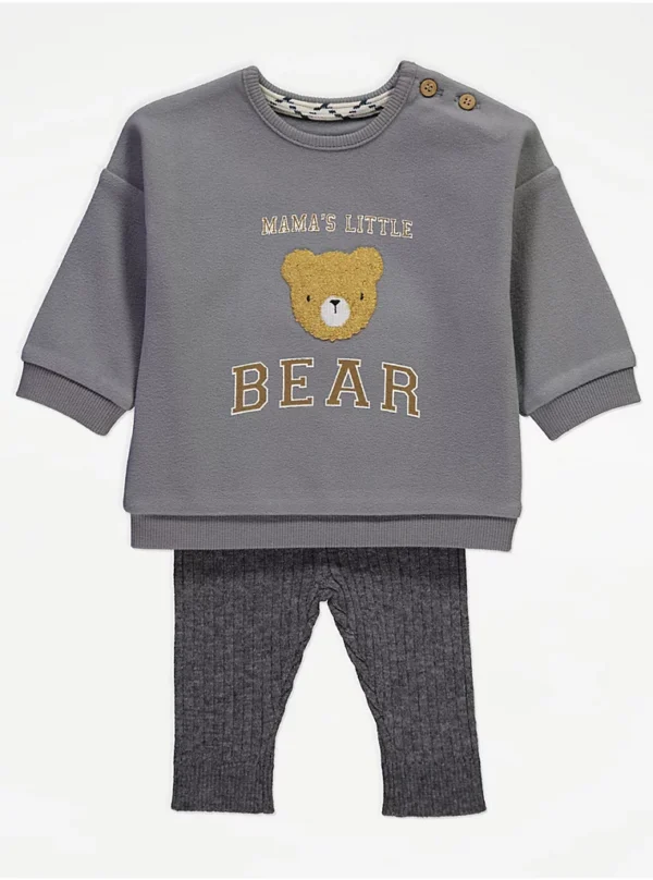 Set me bluzë me arush, jelek dhe pantallona të rifluara