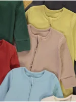 Set prej 10 Tuta Gjumi me Zinxhir – Ngjyra të Gjalla, Pëlhurë me Vija