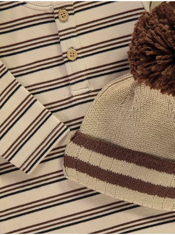 Set me Tuta të Plota me Vija dhe Kapelë me Topth