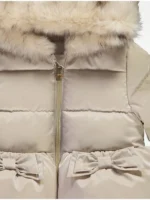 Pallto jeshile e mbushur për ngrohtësi dhe komfort në dimër