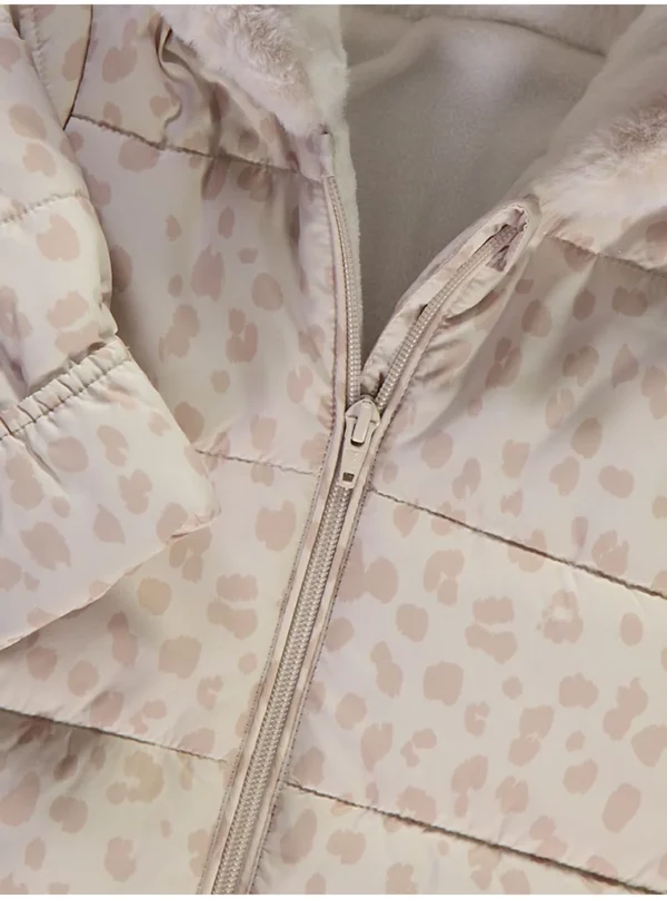 Xhup dëbore me kapuç