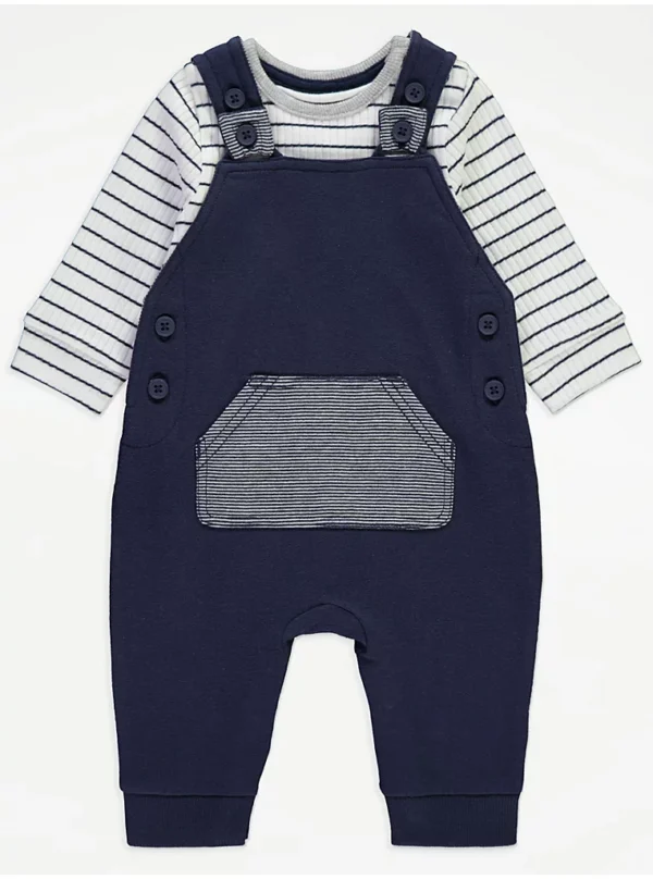 Veshje me bodysuit blu me vija dhe pantallona dungarees