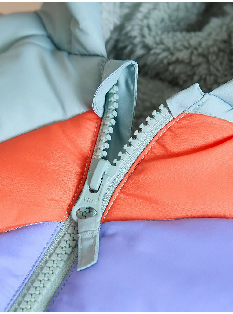 Jaknë e mbushur me pelush të brendshëm – Little Angels, me grafikë ylli fluturues