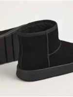 Këpucë të shkurtra mbi kyç, ngjyrë zezë