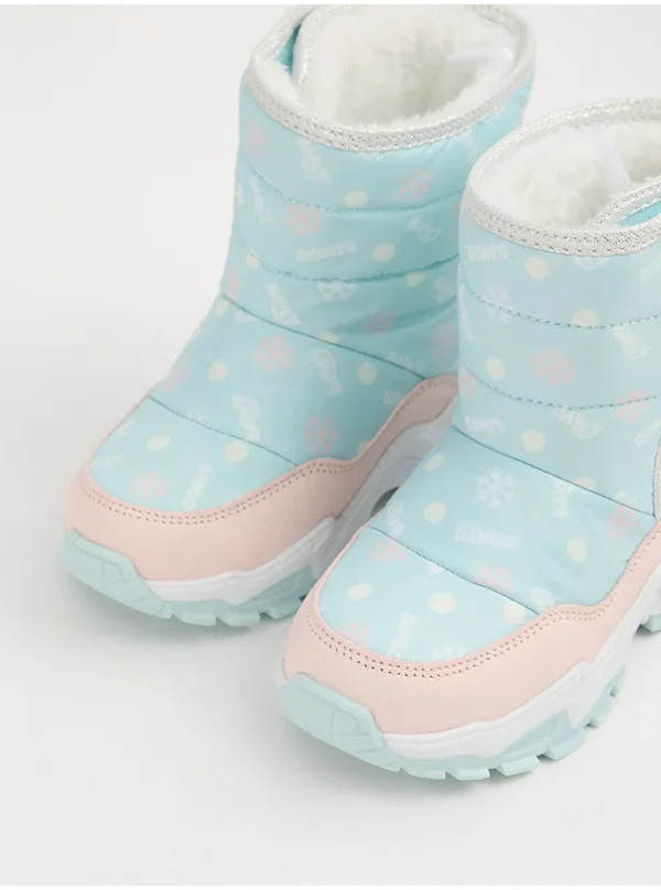 Këpucë dëbore me unicorn dhe linjë të brendshme prej brezi