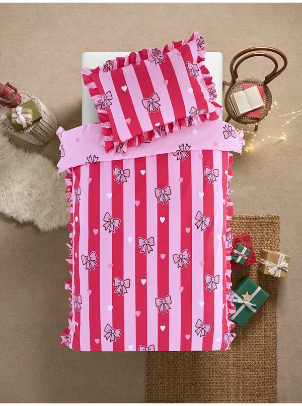 Set mbulesash me fjongo rozë dhe të kuqe, me vija dhe me volane