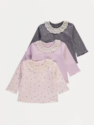 Bluza rozë me jakë dhe mëngë të gjata me motive zemrash të vogla