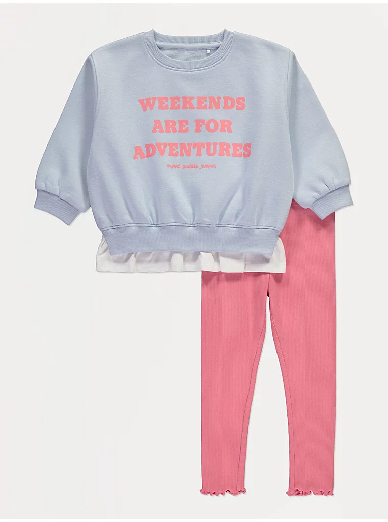 “Veshje për aventurë fundjave: sweatshirt dhe leggins”