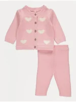 Set me kardigan të thurur me motive zemrash rozë dhe pantallona të kombinuara